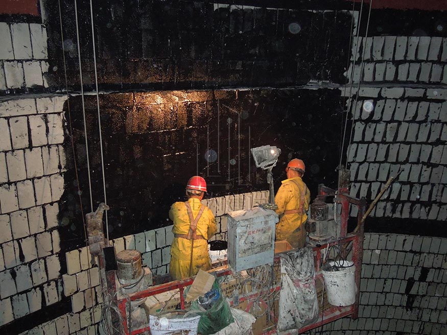 烟囱内壁脱硫施工 875.jpg